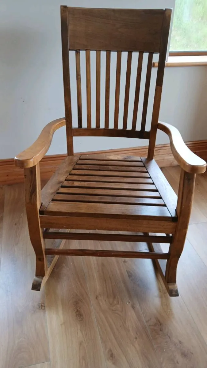 Rocking chair - Image 1