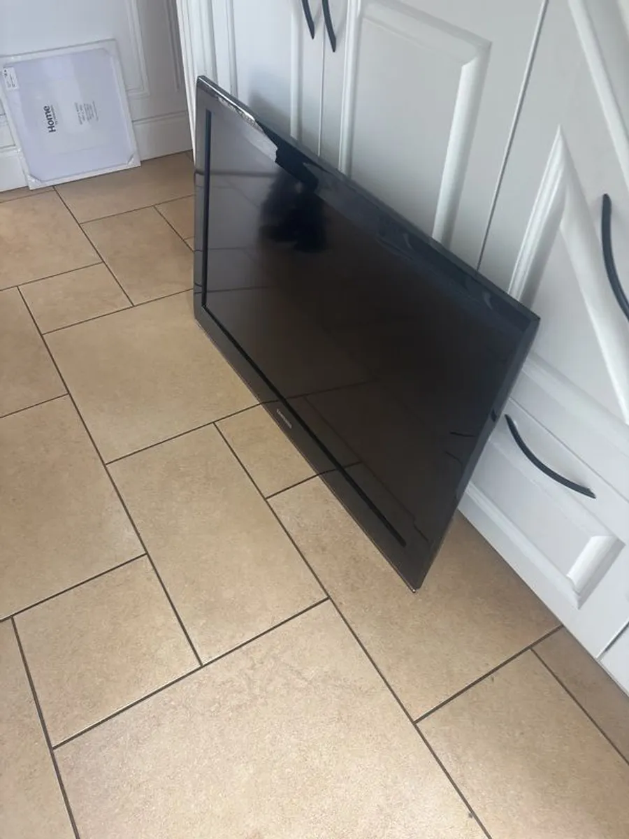 samsung tv LE40B530P7W - Image 3