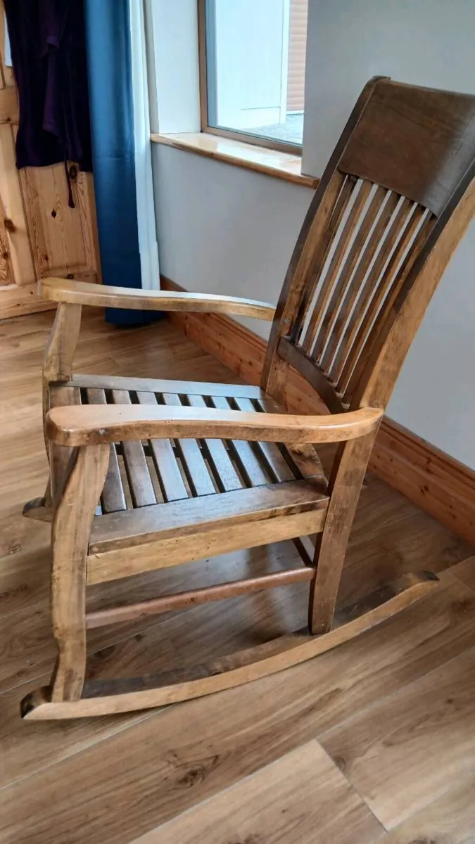 Rocking chair - Image 2