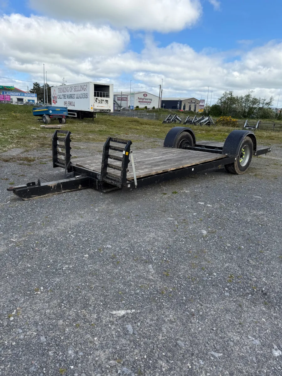 Low loader - Image 3
