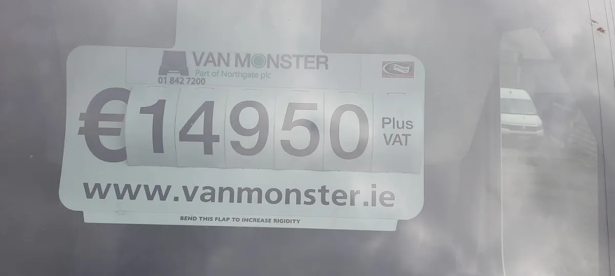 Ford Transit 2022 Med. Roof, €14,950.00 plus VAT - Image 3