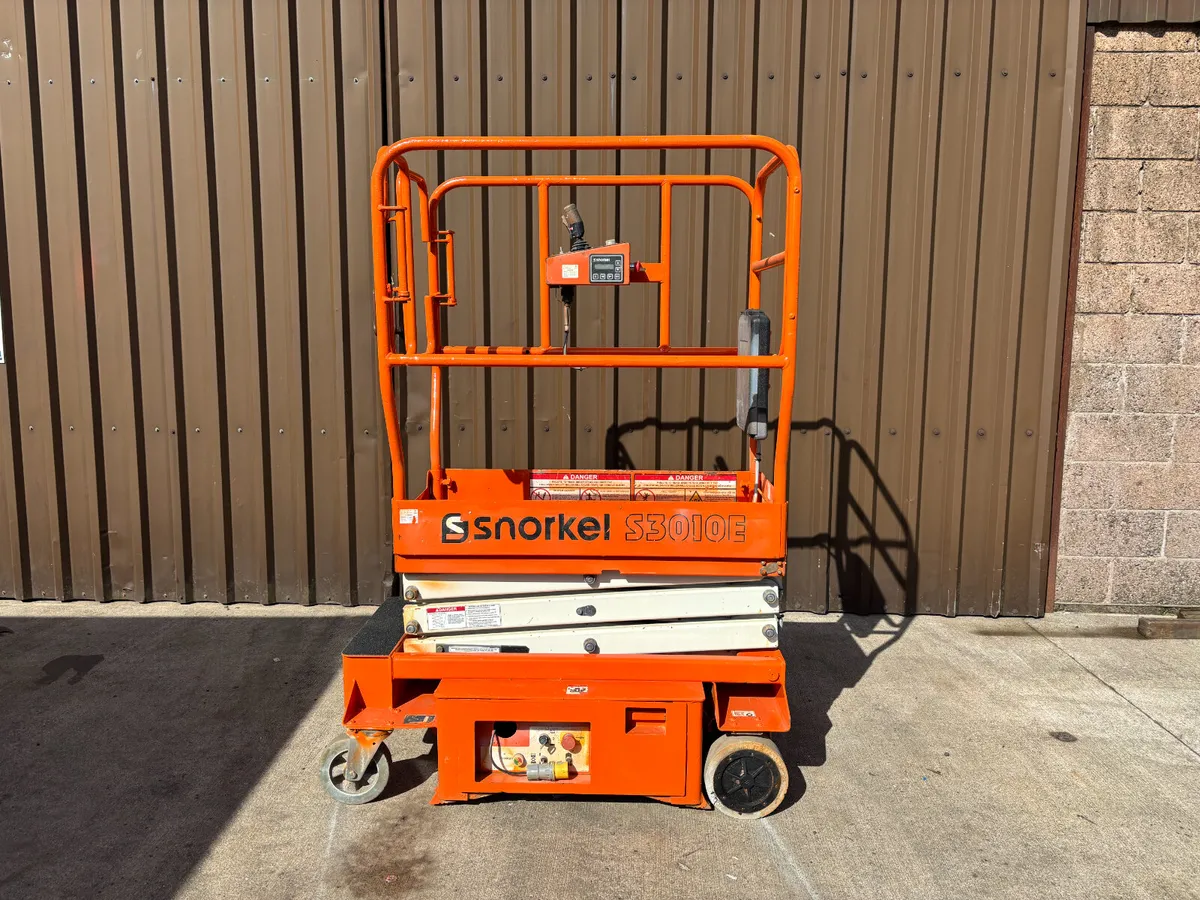 Snorkel S3010E Electric Scissor Lift - Image 1