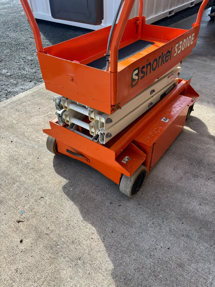 Snorkel S3010E Electric Scissor Lift - Image 4