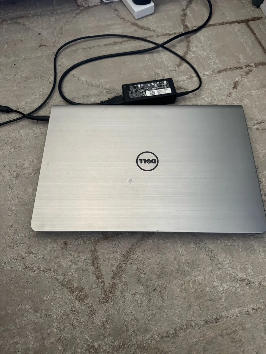 Dell i7 laptop for 100 - Image 3