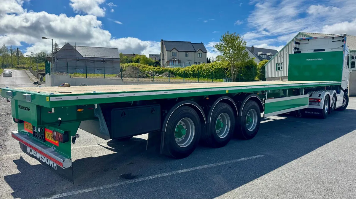 NEW unused Robinson flat trailer - Image 3