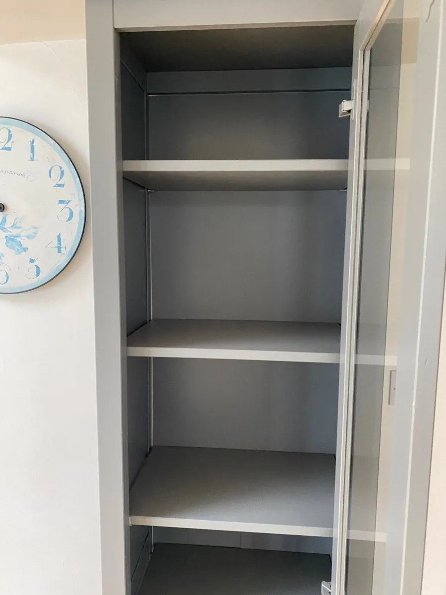 IKEA glass cabinet - Image 3