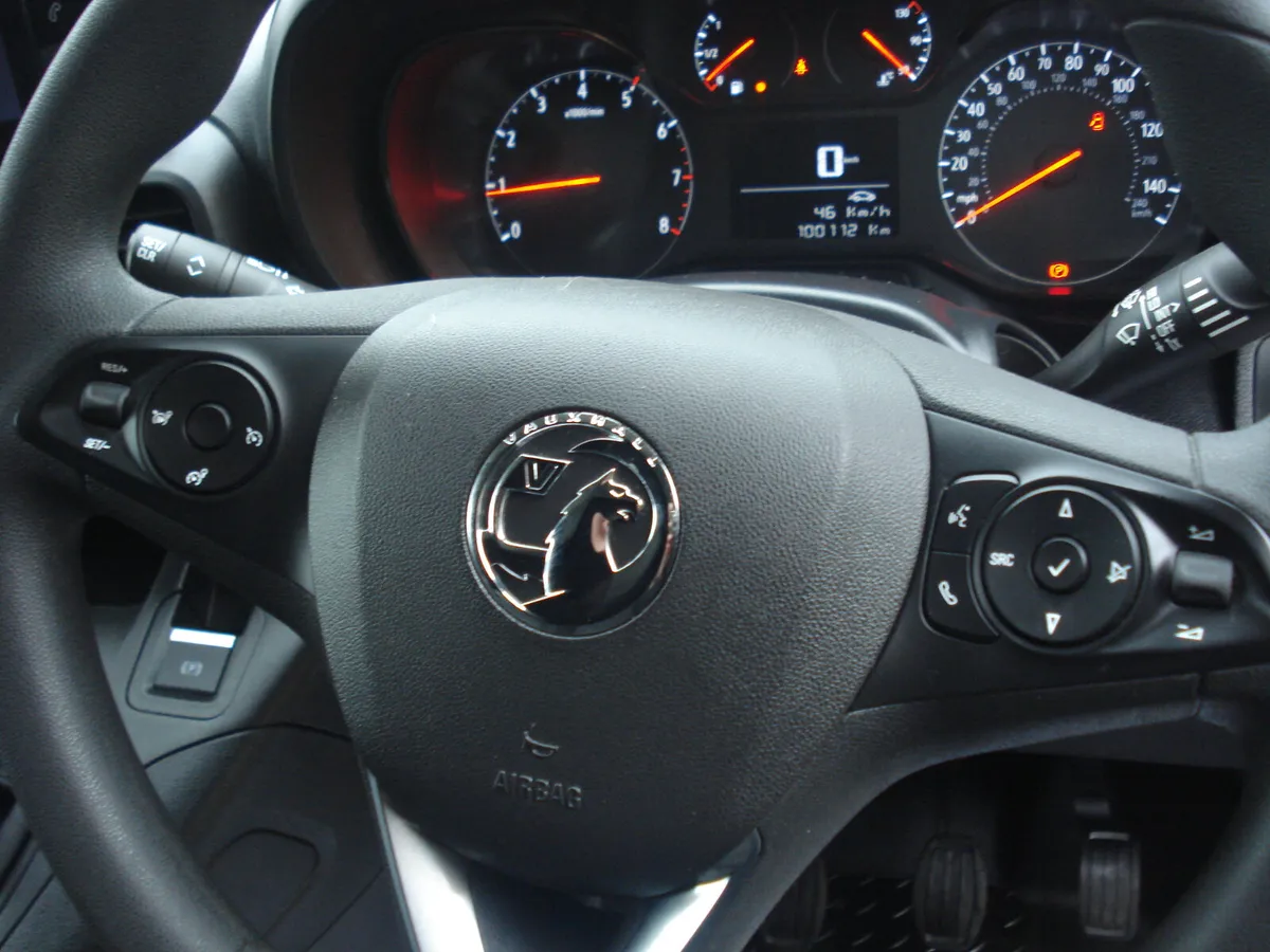 Vauxhall Combo 2022 - Image 4