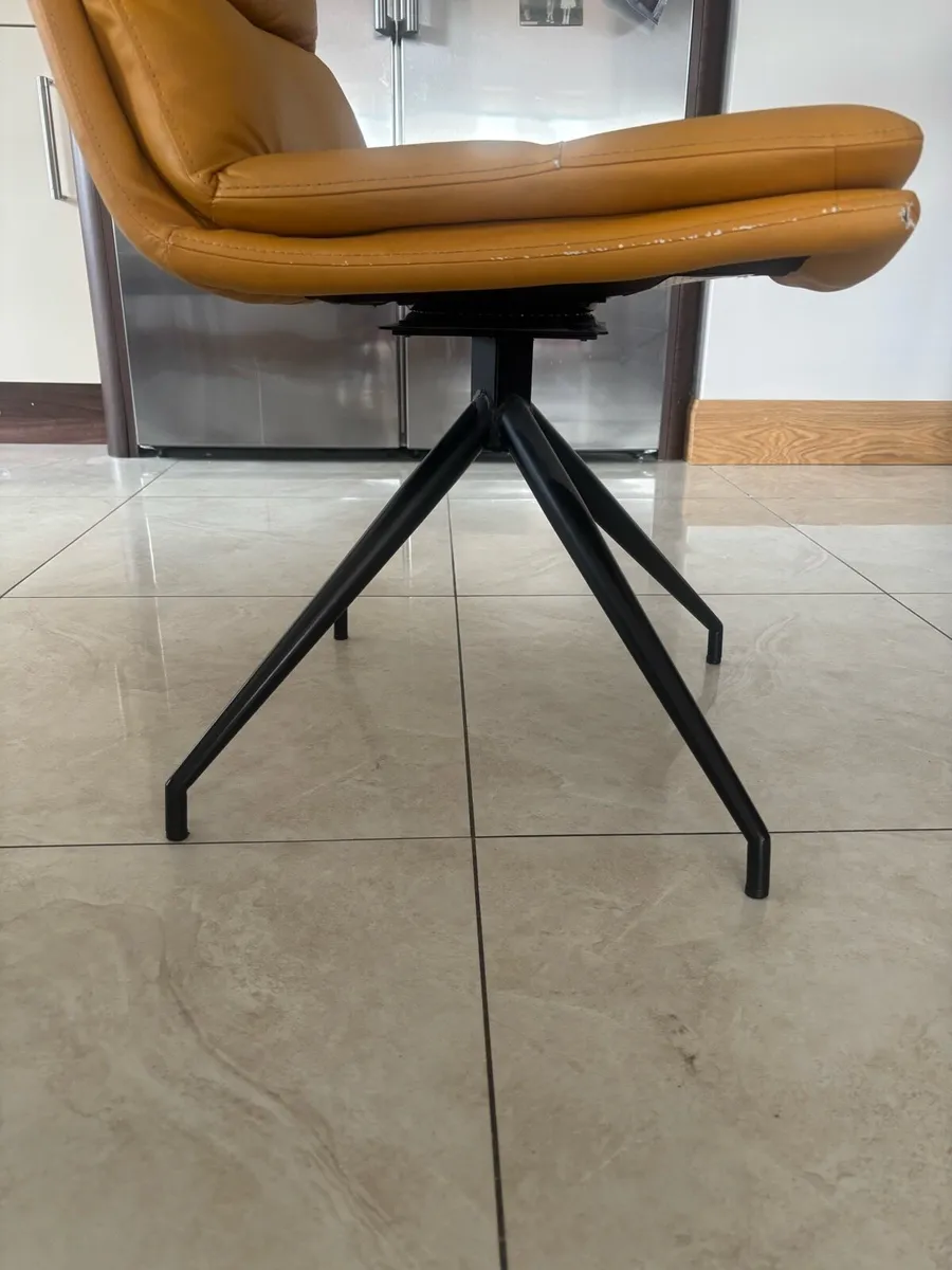 Dinning chairs - Image 3