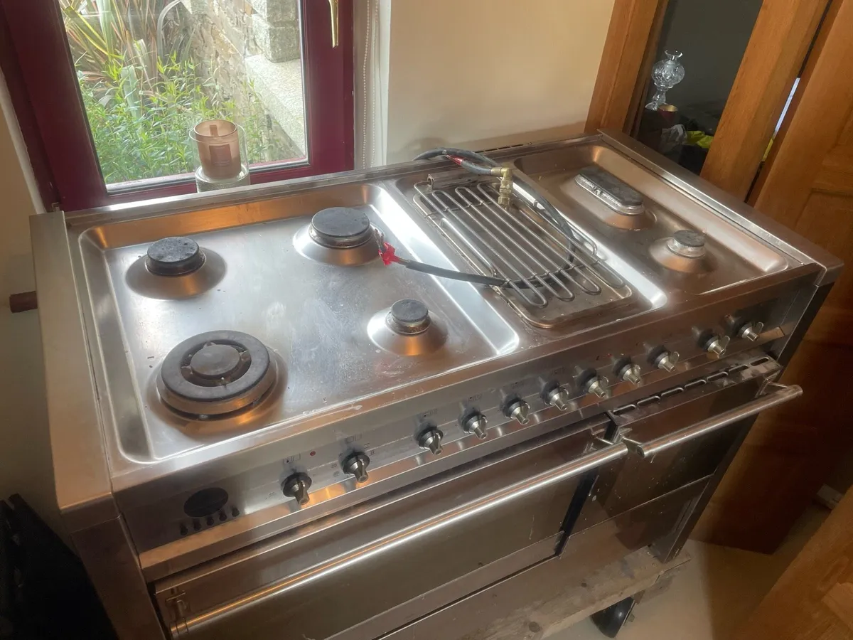 Smeg Gas & Electrical Cooker (1.2m - Freestanding) - Image 4