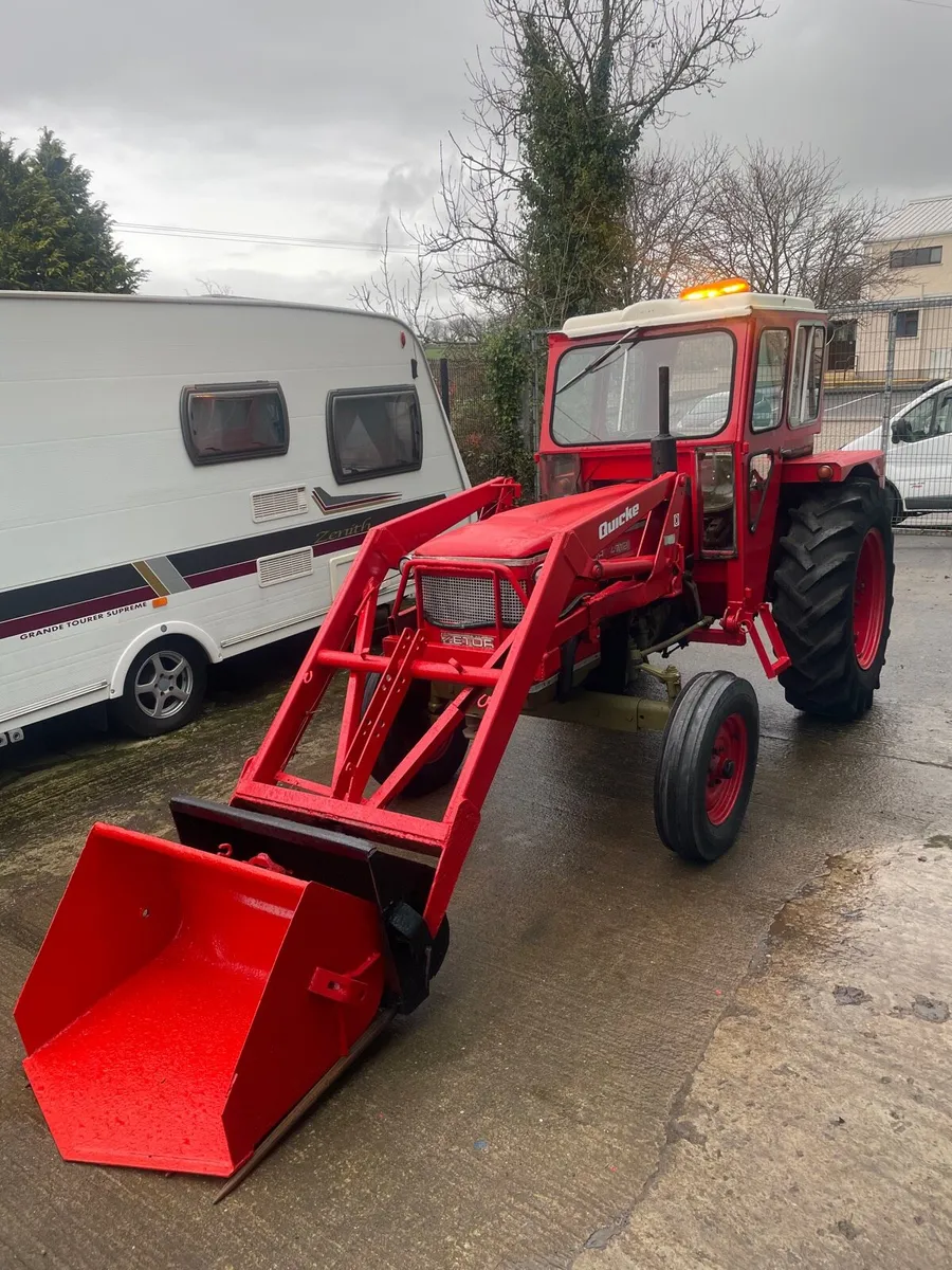 Vintage zetor 4712 tractor & quicke loader & box - Image 1