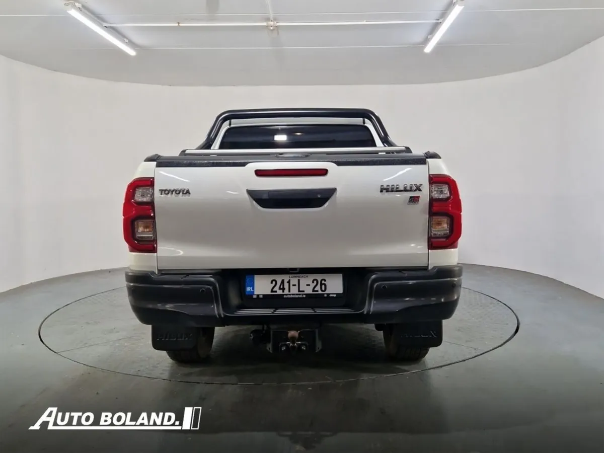 Toyota Hilux HILUX HILUX 2.8 GR SPORT 4DR A - Image 4
