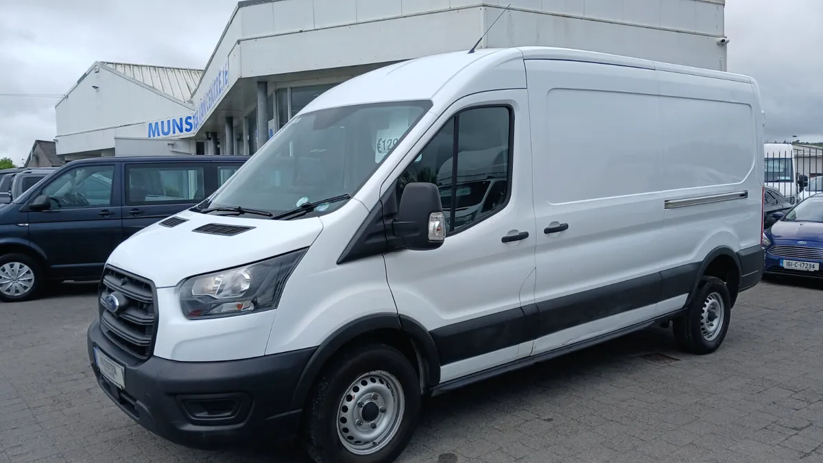 202 FORD TRANSIT L3H2 RWD 1 OWNER