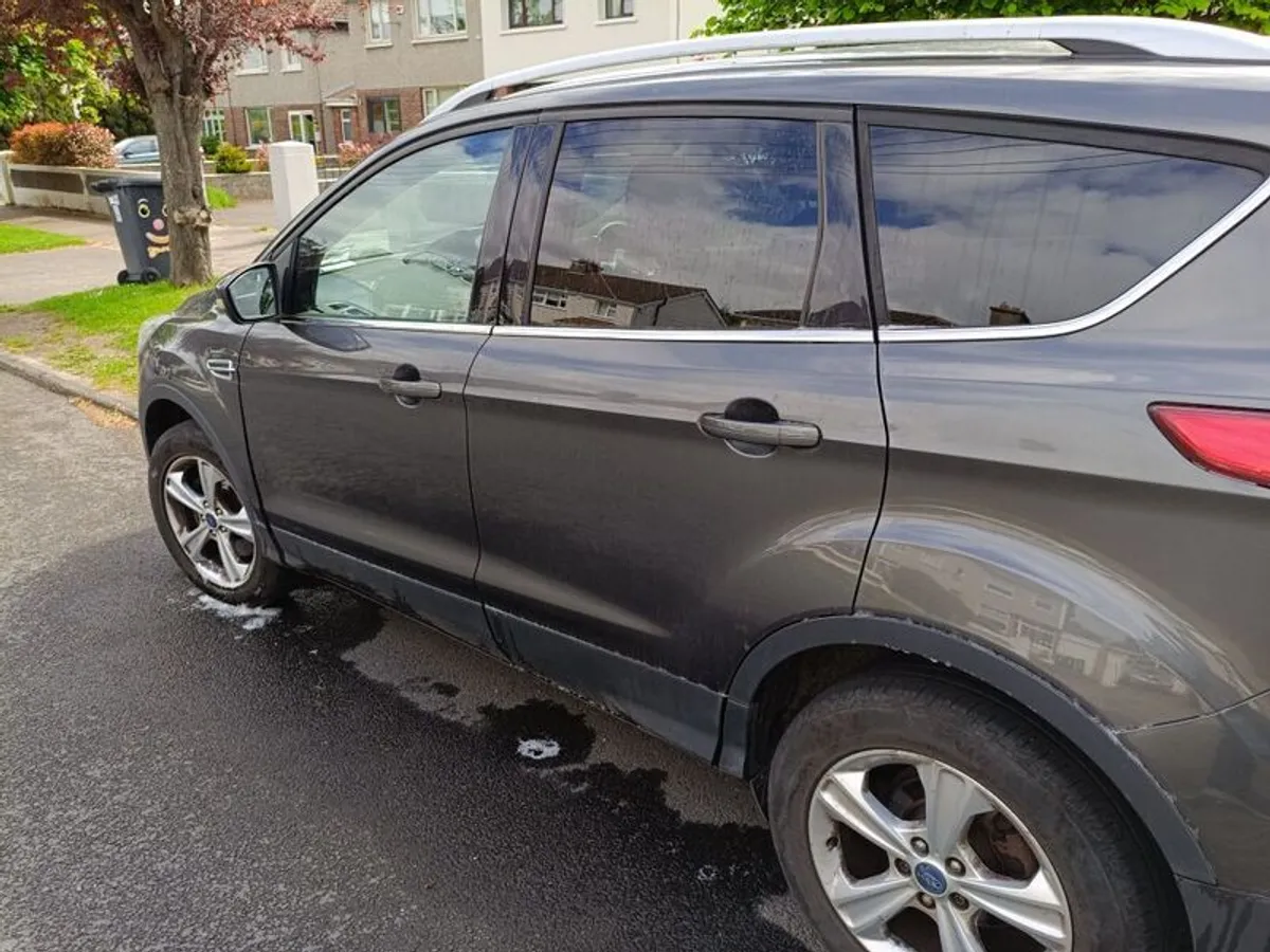 2015 Ford Kuga - Image 4