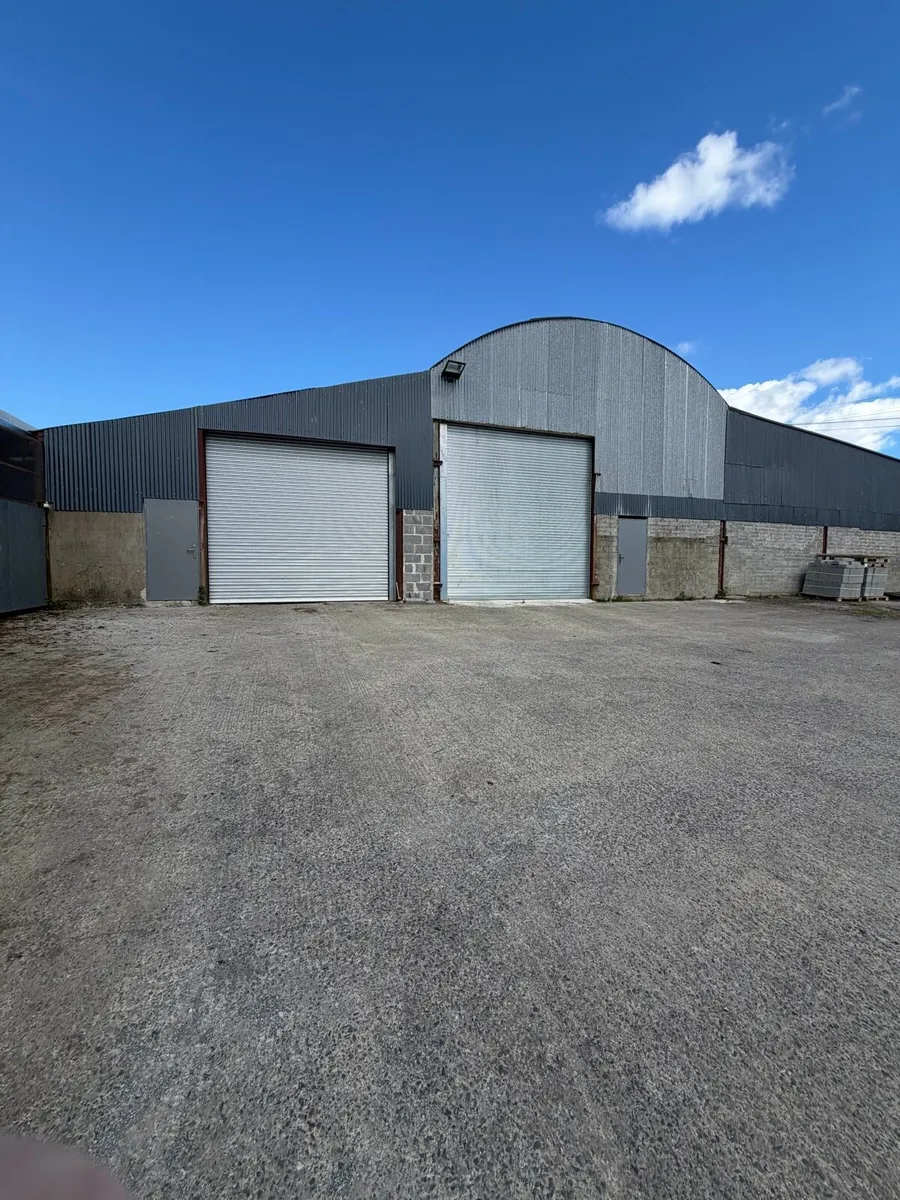 Secure Commercial Yard & Units - 15 Mins to M1 - Image 1
