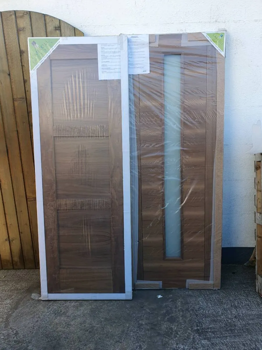 Interior walnut doors - Image 4