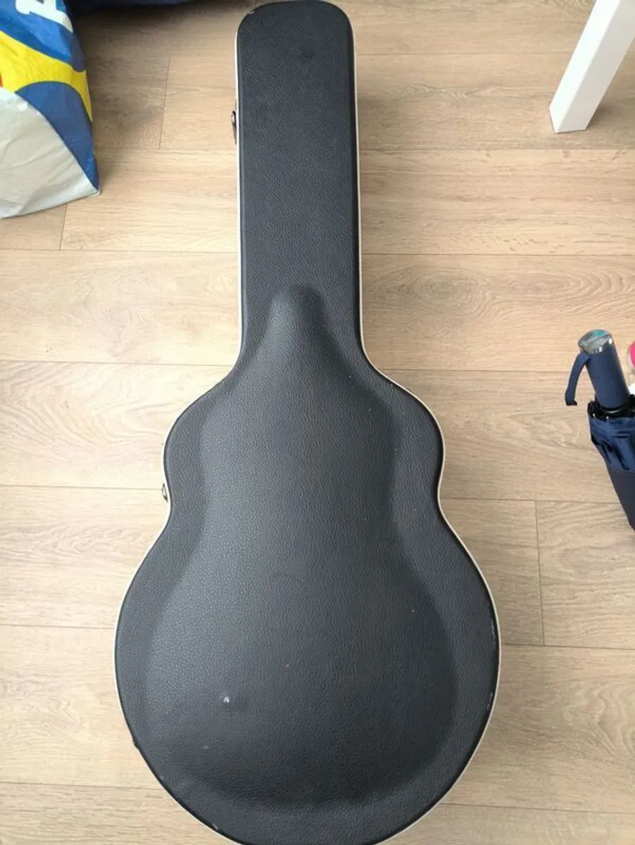 guitar - Image 1