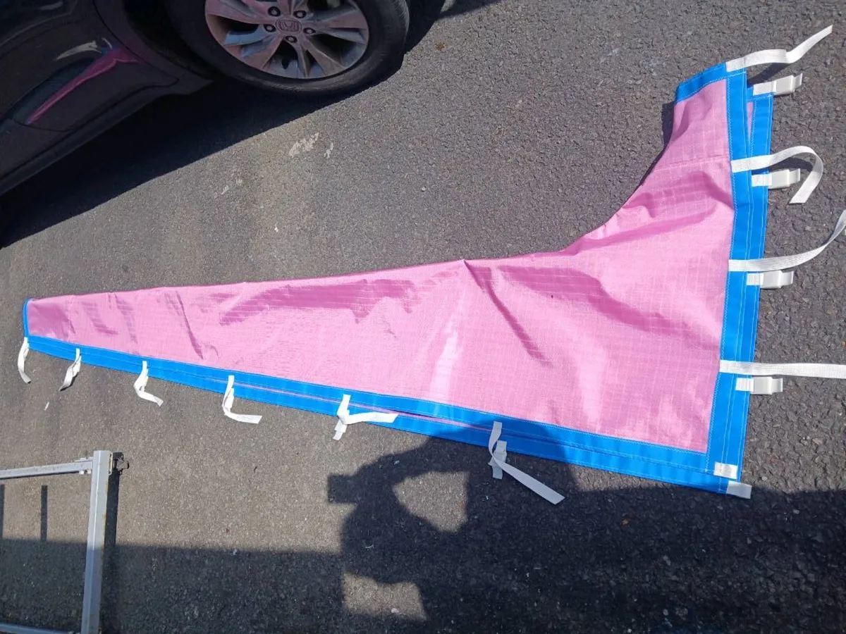 New unused mainsail over-boom cover for cruiser - Image 2