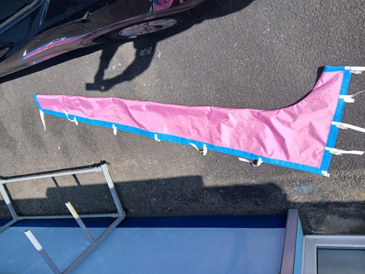 New unused mainsail over-boom cover for cruiser - Image 4