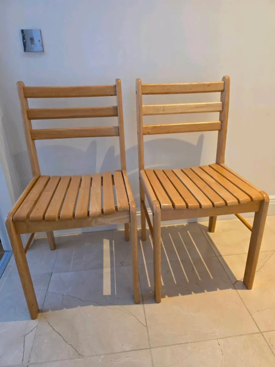 2 chairs - Image 3