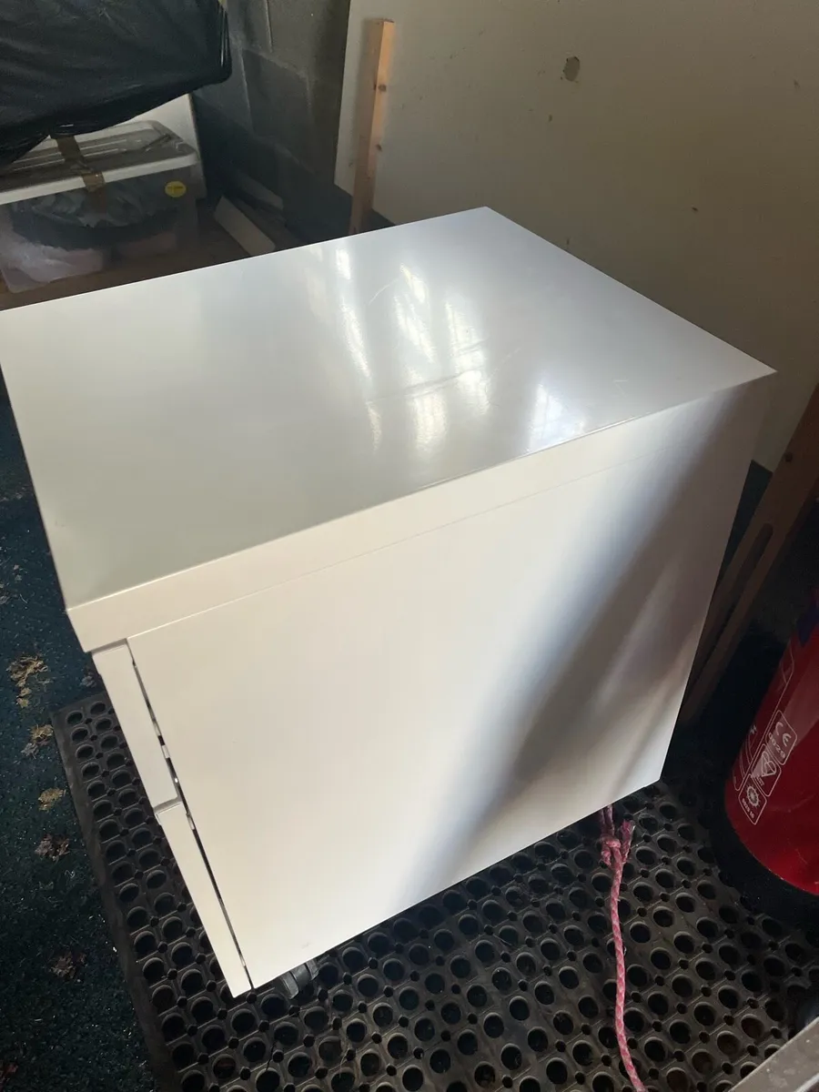 White-Two drawer rolling office filling Cabinet - Image 3
