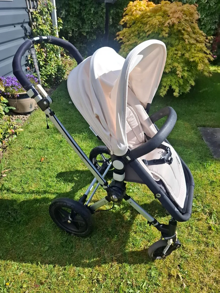 Baby buggy/stroller - Image 3