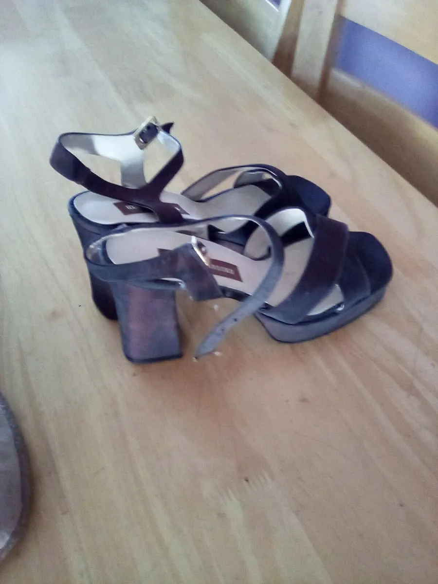 womens shoes - Image 2