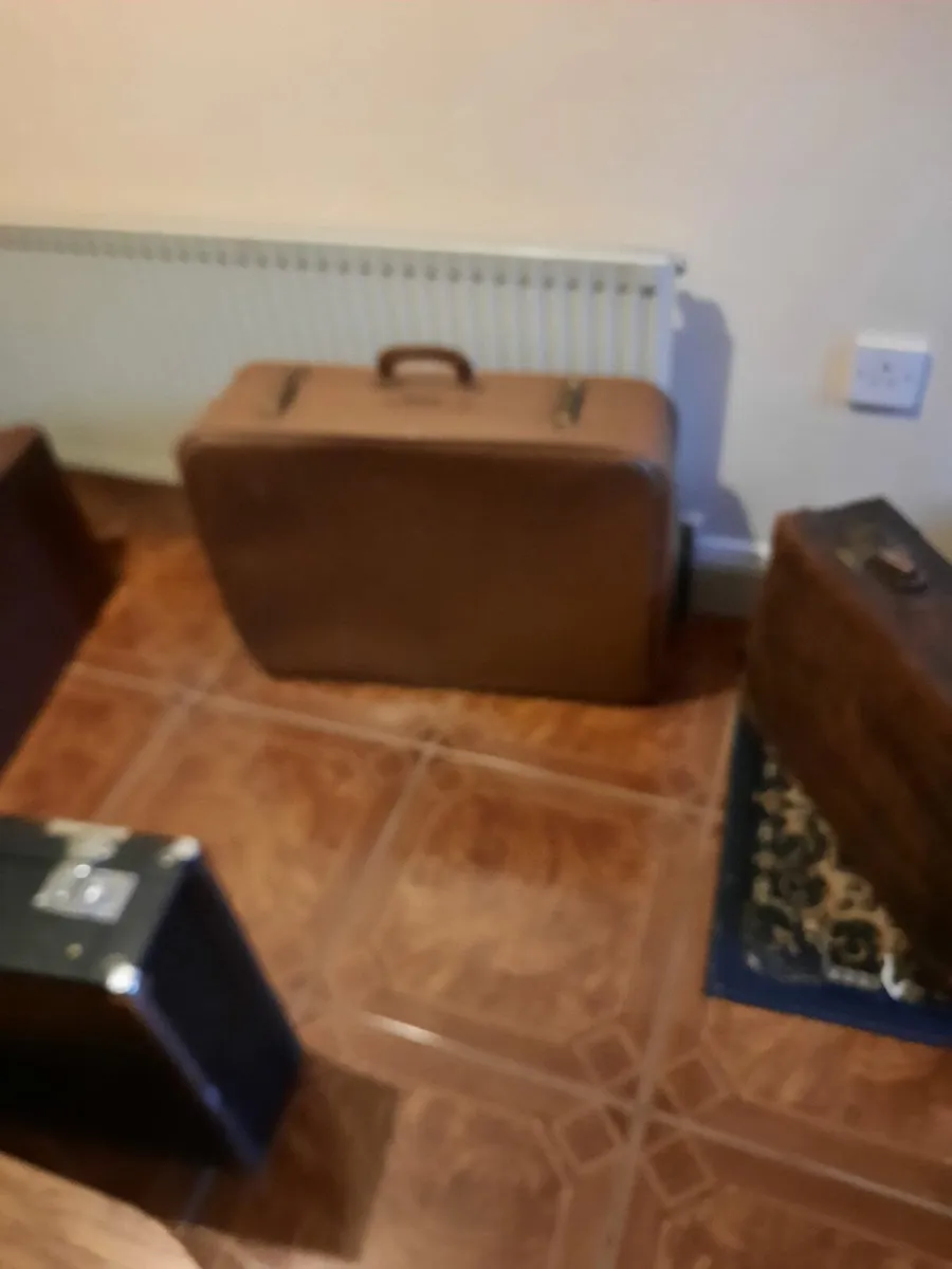 Vintage suitcases - Image 4