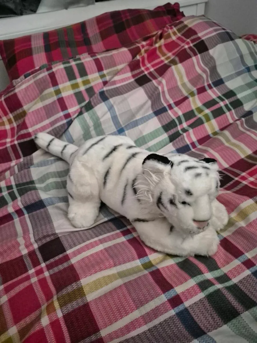 TIGER PLUSH - Image 2