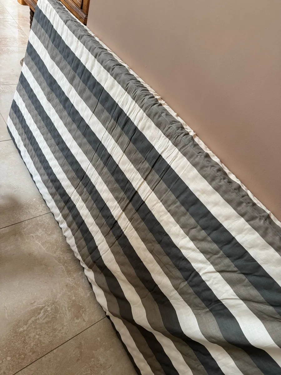 A CAMPING BED - Image 1