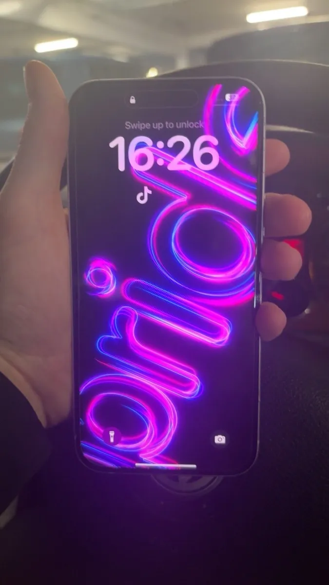 iPhone 15 plus - Image 1