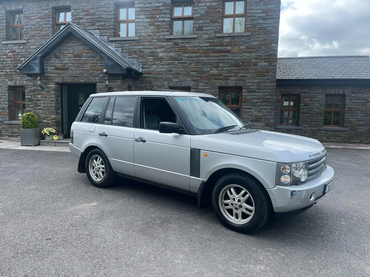 Range  Rover  Vogue - Image 1