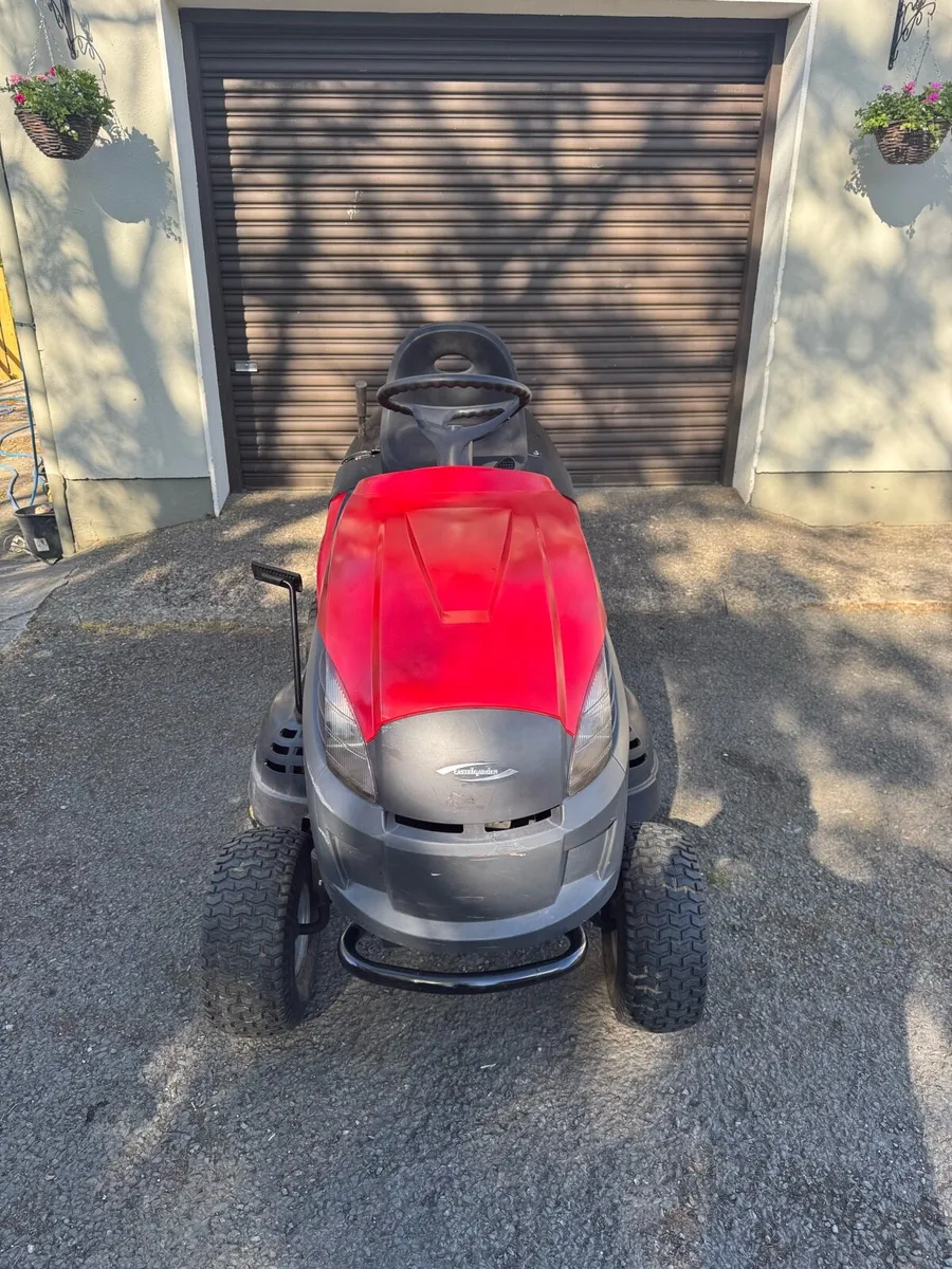 Ride on mower - Image 2