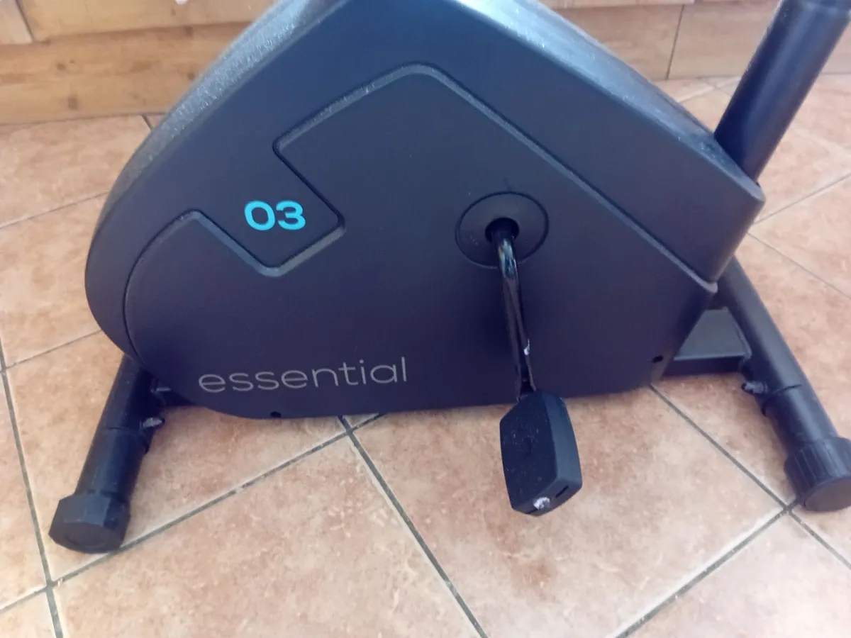 Exercise bike - Image 1