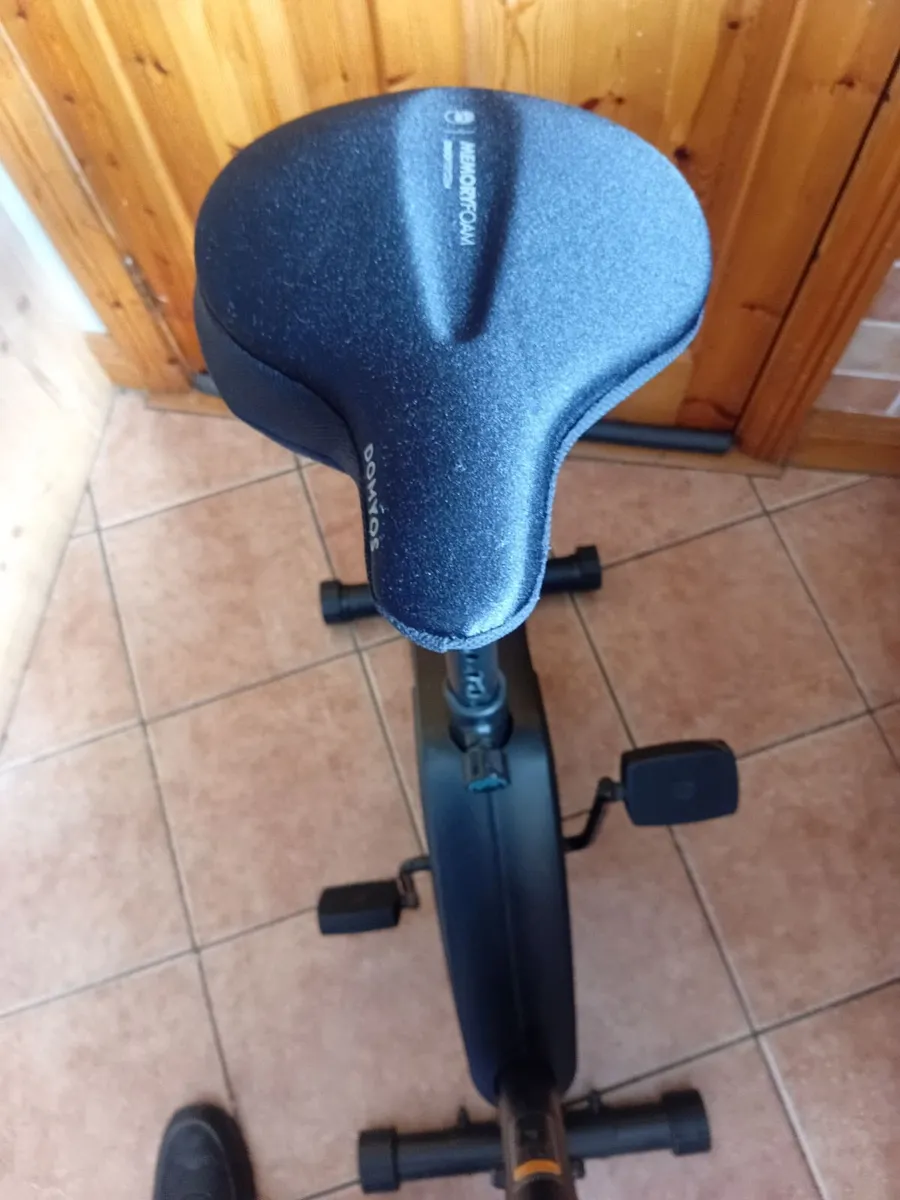 Exercise bike - Image 3