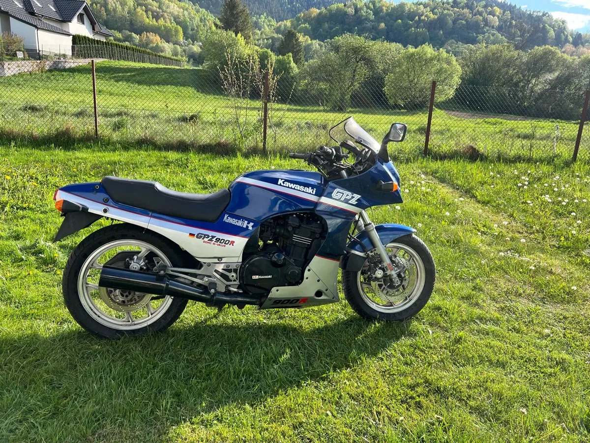 Kawasaki Gpz900r , Honda Transapl 600 - Image 1