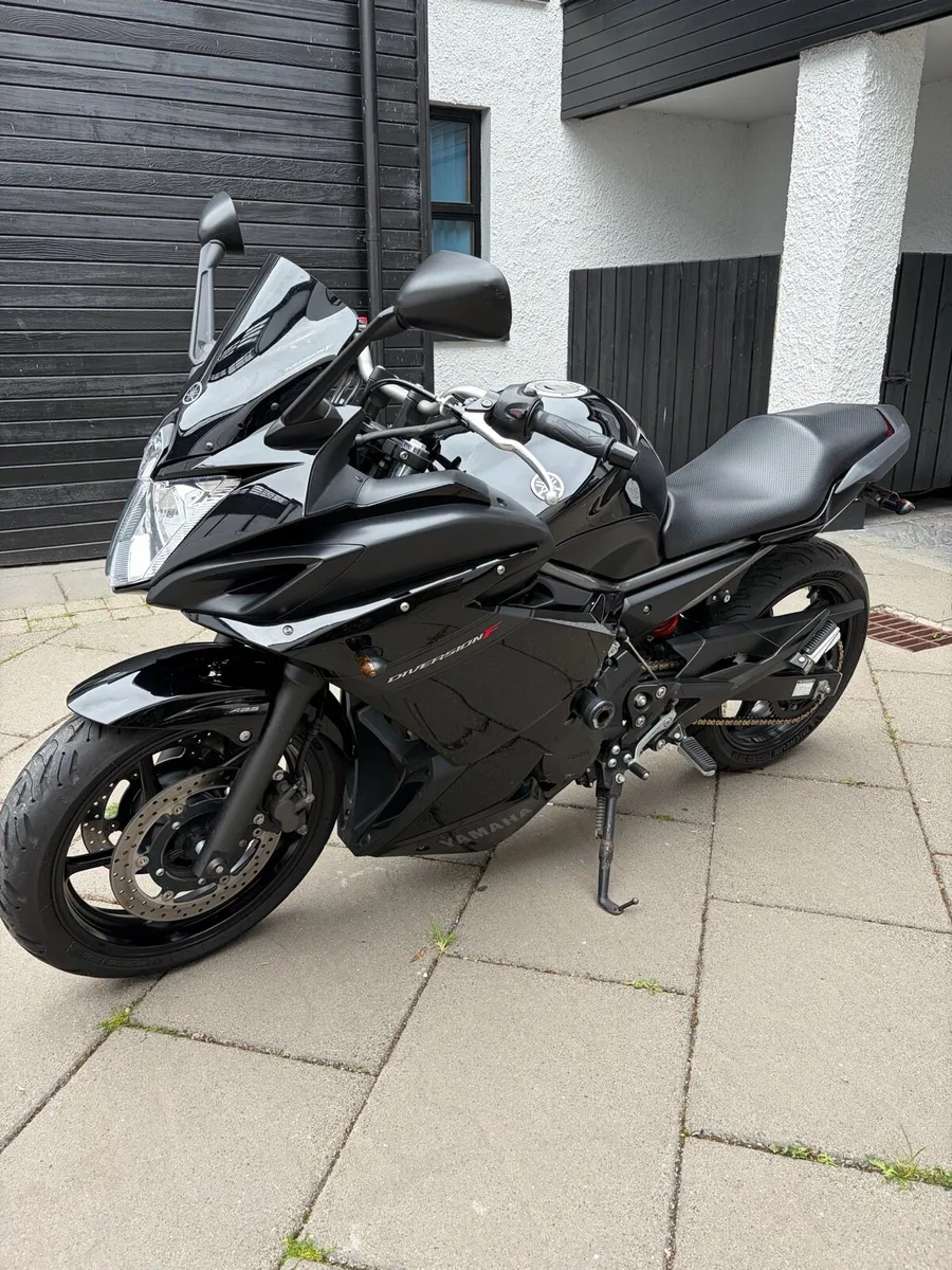 2010 Yamaha XJ6 Diversion F - Image 3