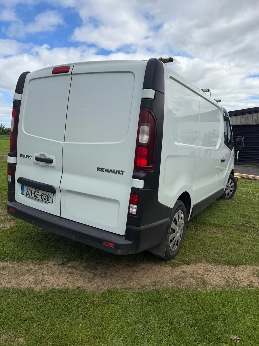 Renault TRAFIC - Image 4