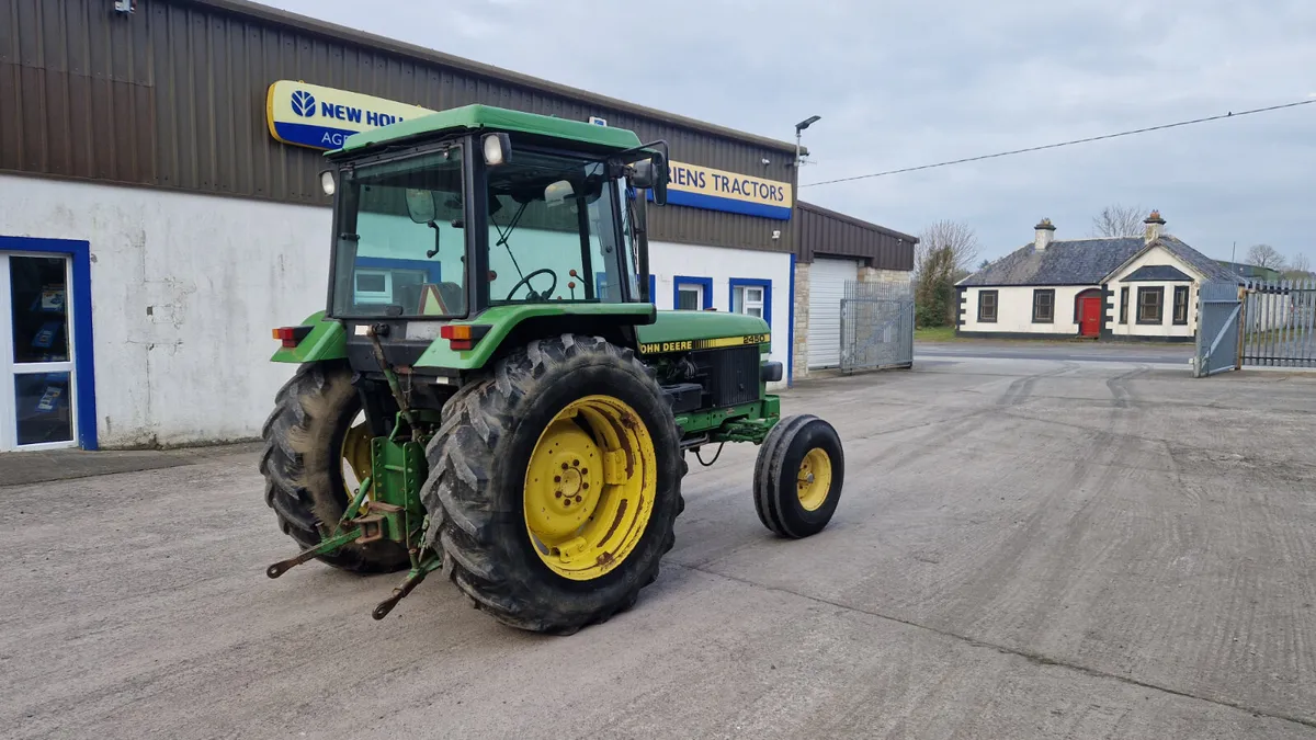 John Deere 2450 2WD - Image 4