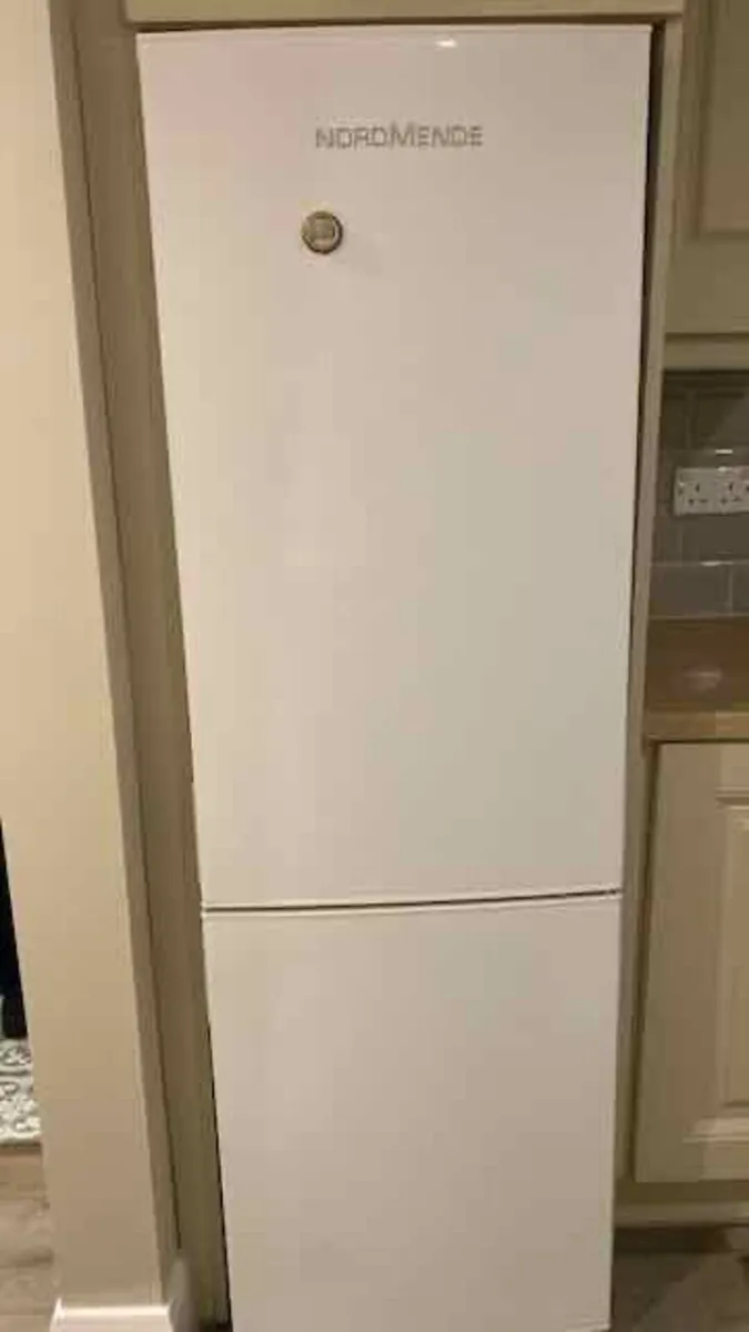 Nordemende 60/40 Fridge/Freezer - Image 1
