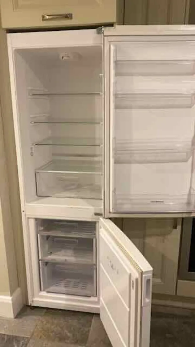 Nordemende 60/40 Fridge/Freezer - Image 2