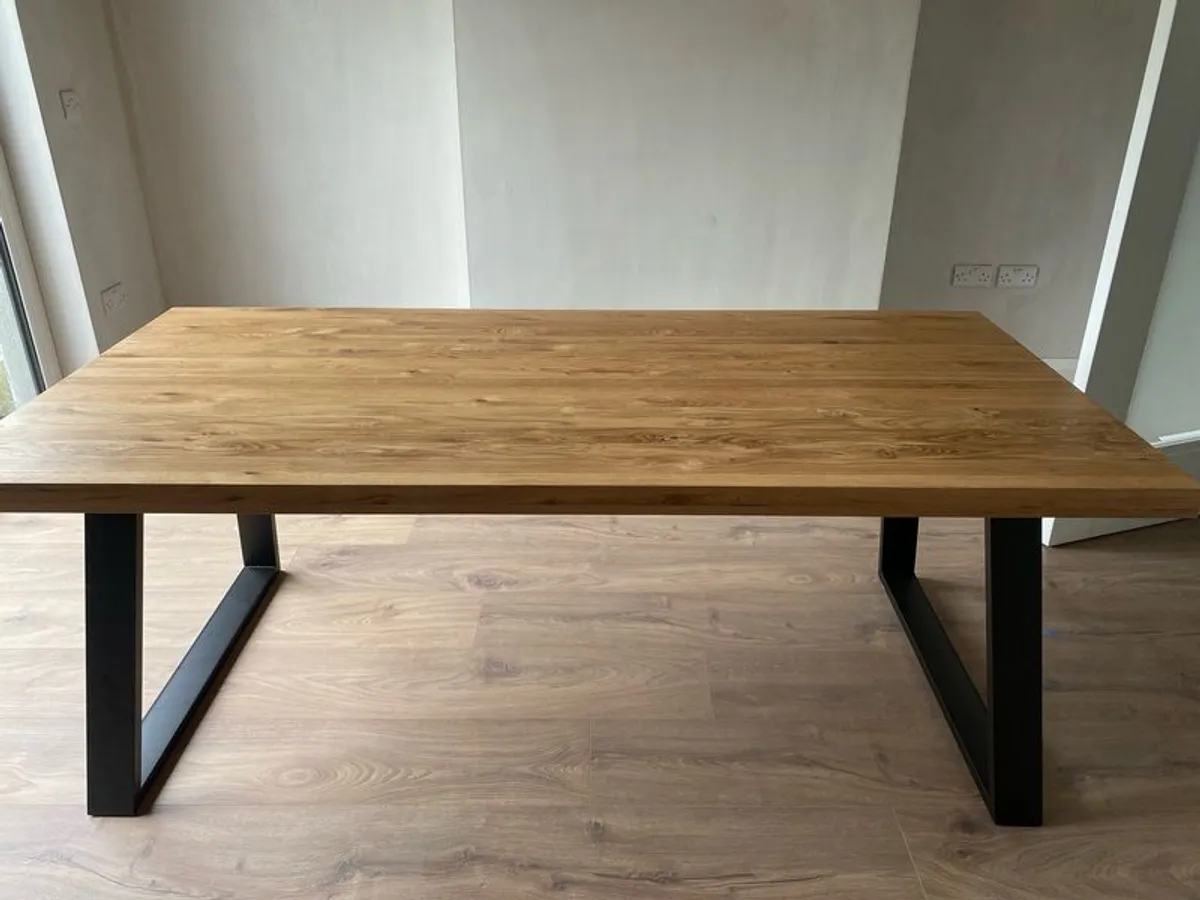 Solid Oak Dining Table- brand new - Image 4