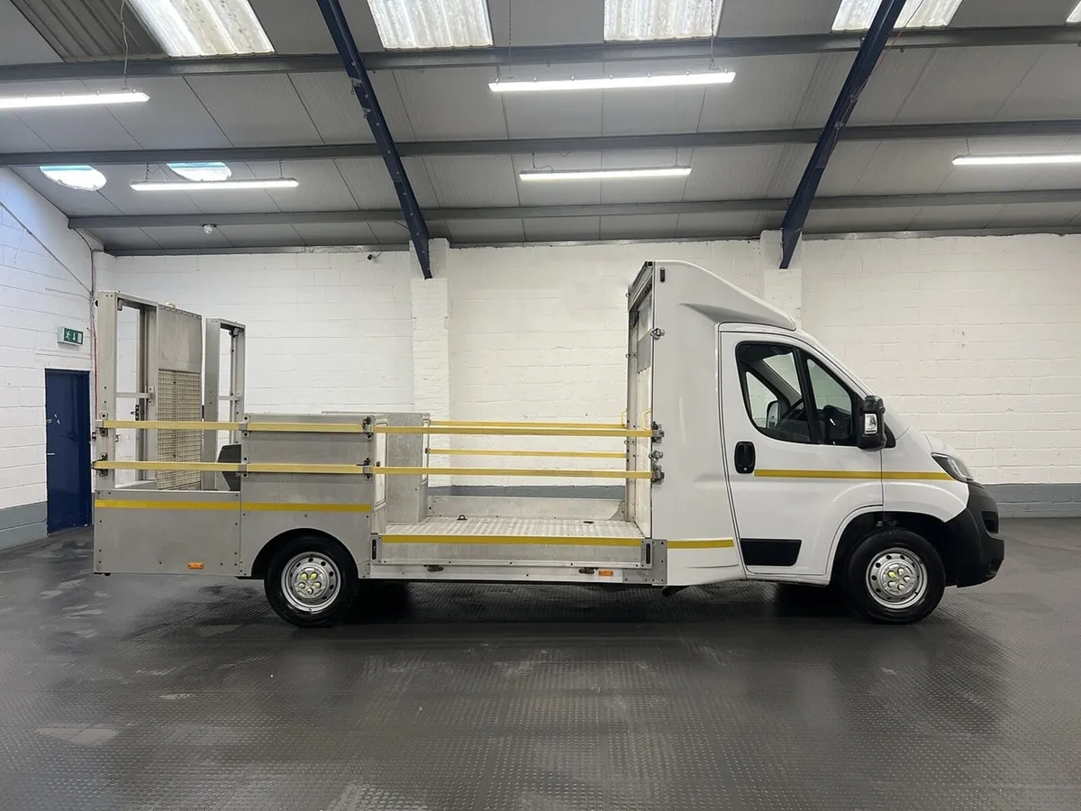 2023 Peugeot Boxer Dropside Van - Image 1