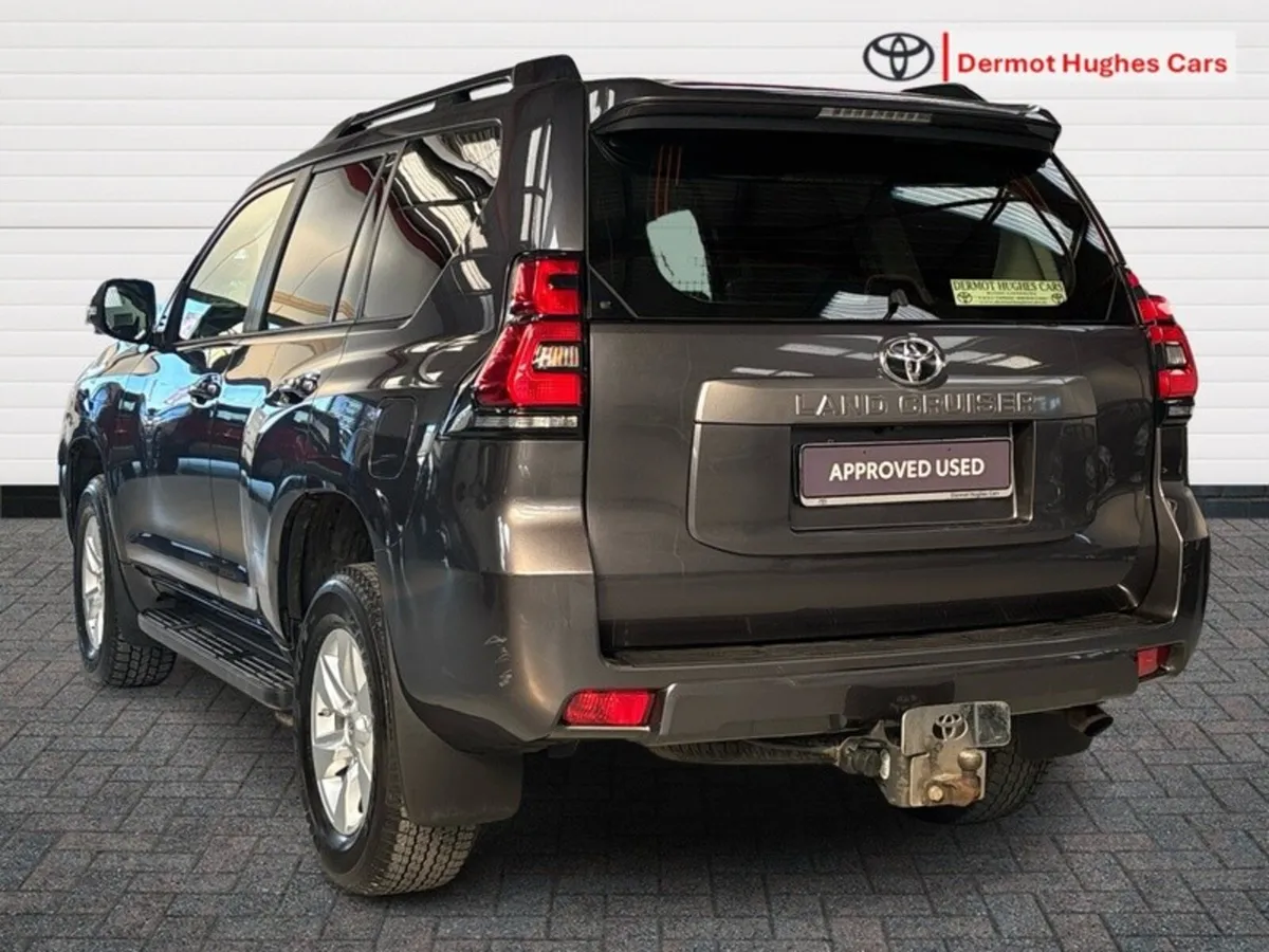 Toyota Land Cruiser LWB COMM AUTO - Image 2