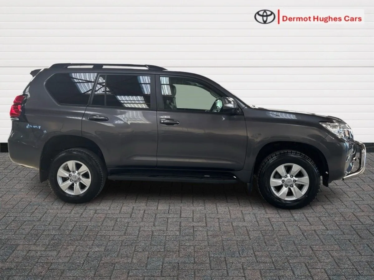 Toyota Land Cruiser LWB COMM AUTO - Image 3