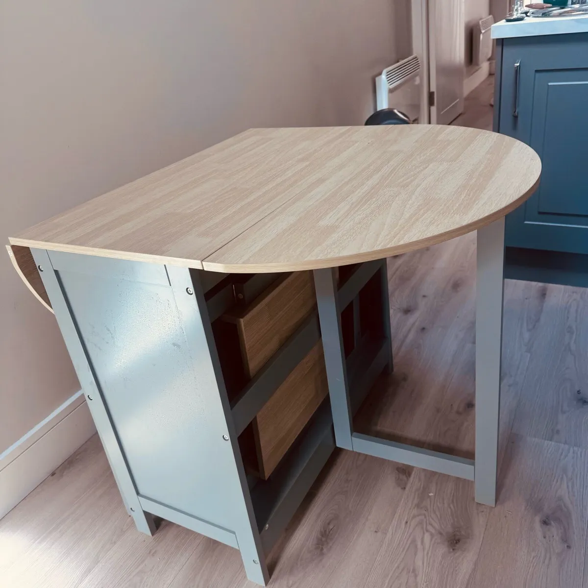 Folding Dining Table with chairs - Image 4