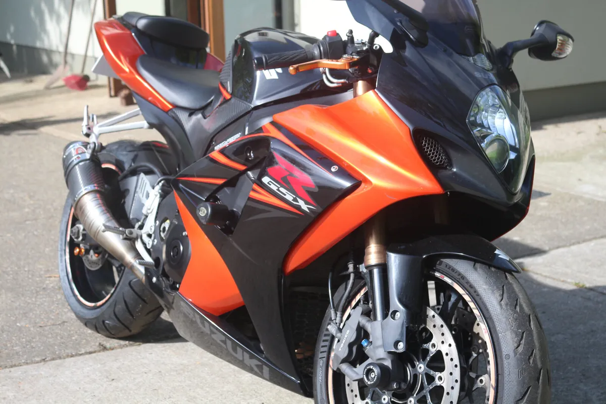 2013 Suzuki GSXR 1000 - Image 2