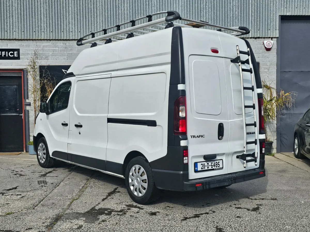 RENAULT TRAFIC HIGH ROOF // NEW DOE - Image 2
