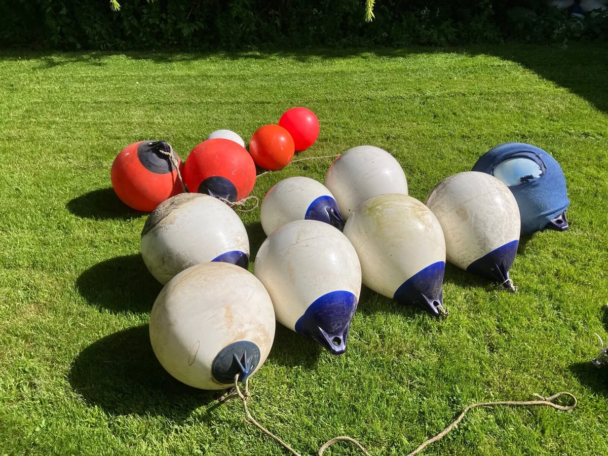BOAT FENDERS BOAT BUOYS ALL SIZES - Image 1