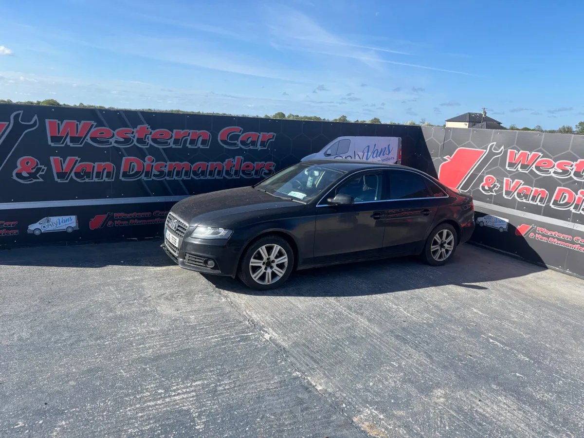 2011 Audi a4 2.0 tdi for dismantling