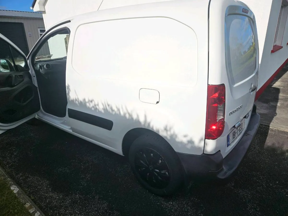 PEUGEOT PARTNER 1.6 DIESEL VAN - Image 4